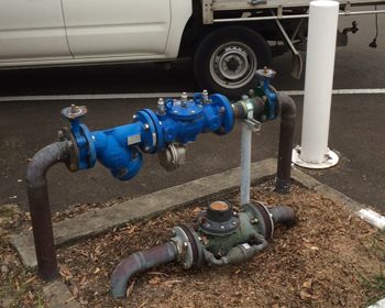 Commercial backflow prevention assembly